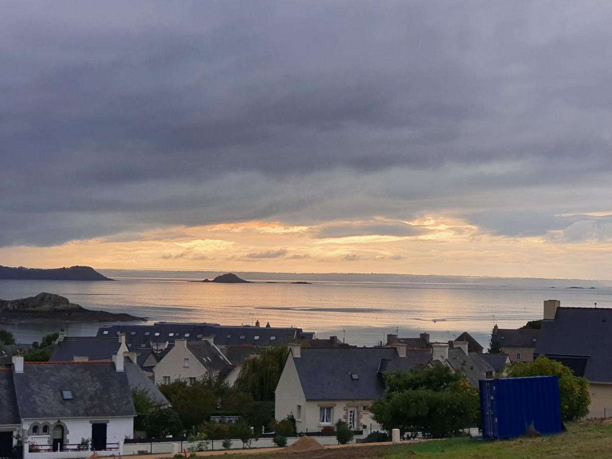 Appartement Bretagne Vue Mer Exceptionnelle Sur Les Hauts D'Erquy Au Calme ! Et Au Pied Du Gr34 Zewnętrze zdjęcie