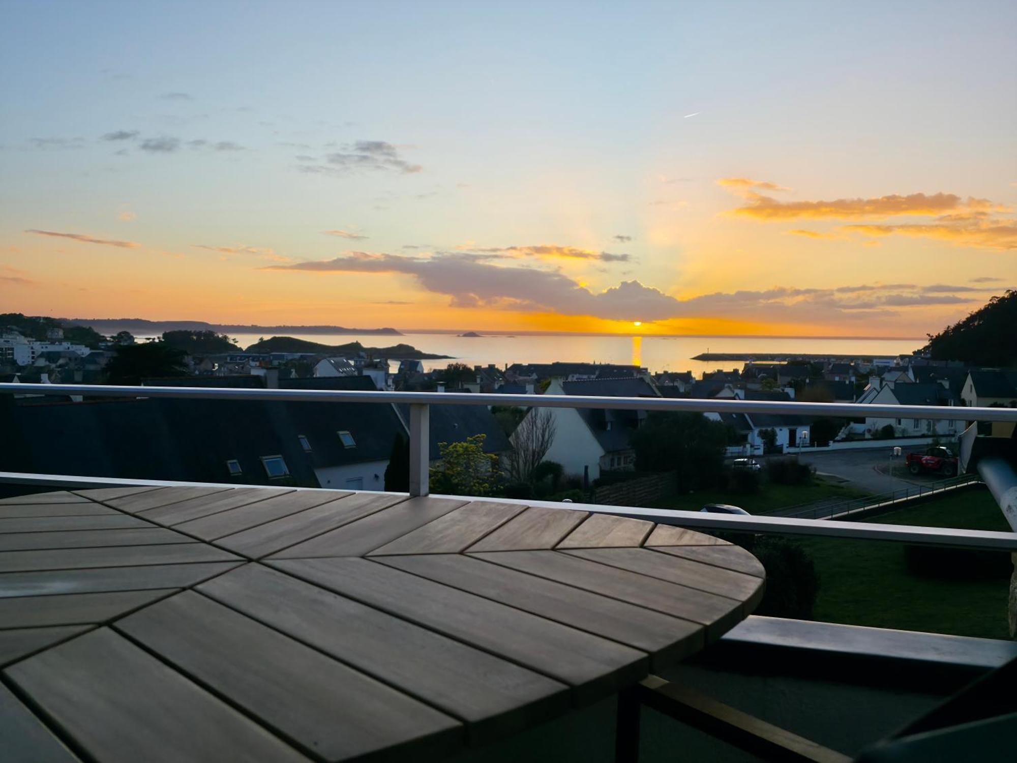Appartement Bretagne Vue Mer Exceptionnelle Sur Les Hauts D'Erquy Au Calme ! Et Au Pied Du Gr34 Zewnętrze zdjęcie
